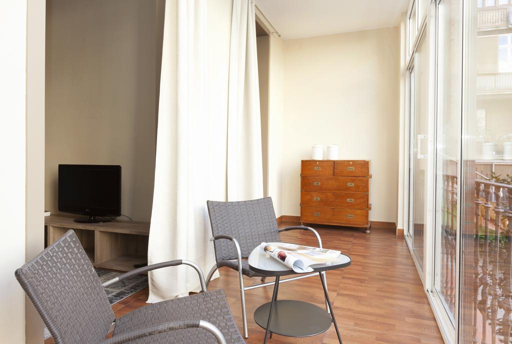 Апартаменти Easysleep Gaudi Terrace Барселона Номер фото